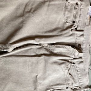 511 Levi Khaki Jeans 32x32
